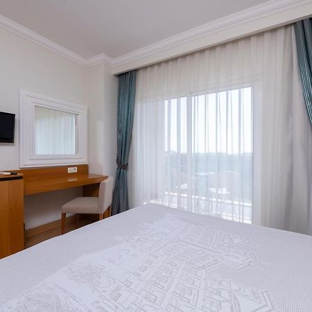Lake River Side Hotel Spa Екстериор снимка