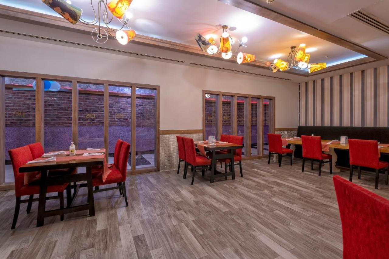 Lake River Side Hotel Spa Екстериор снимка