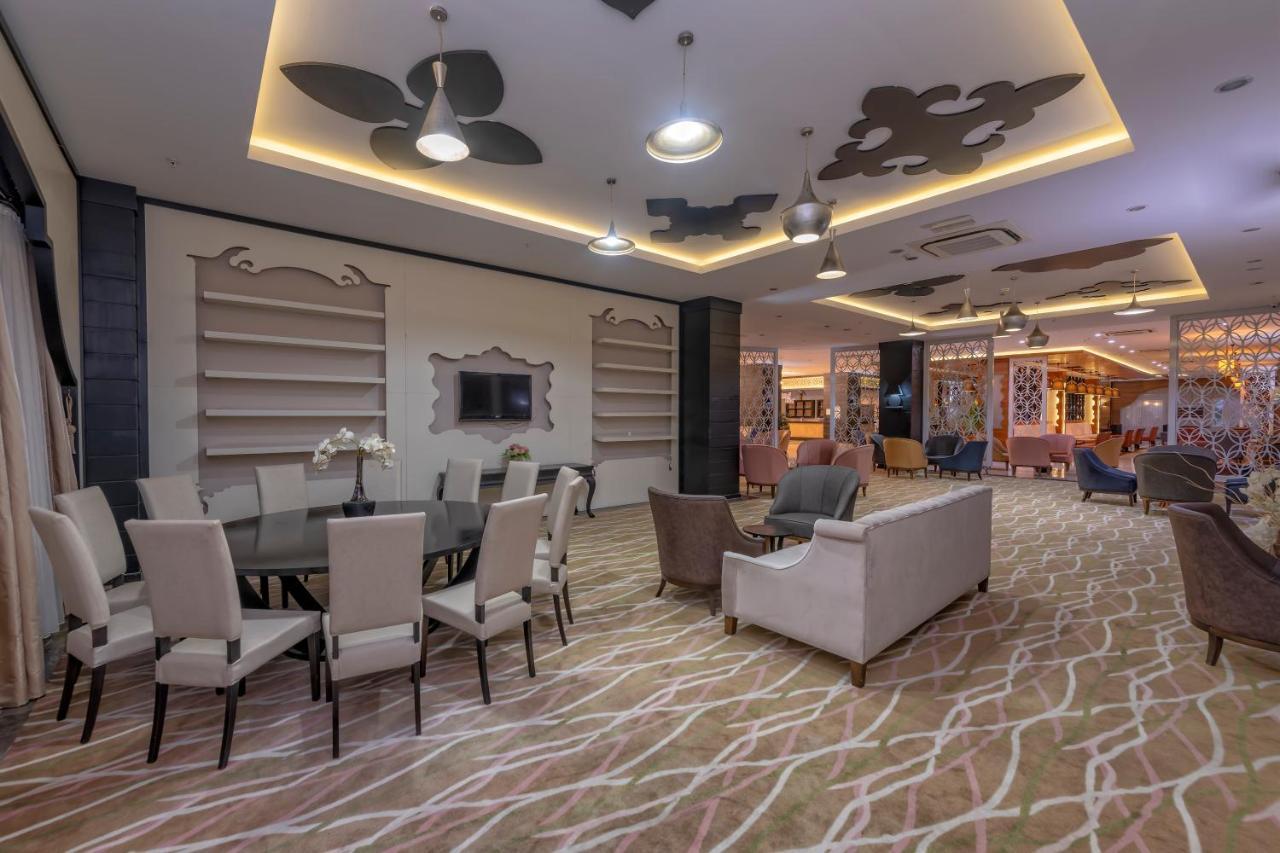 Lake River Side Hotel Spa Екстериор снимка