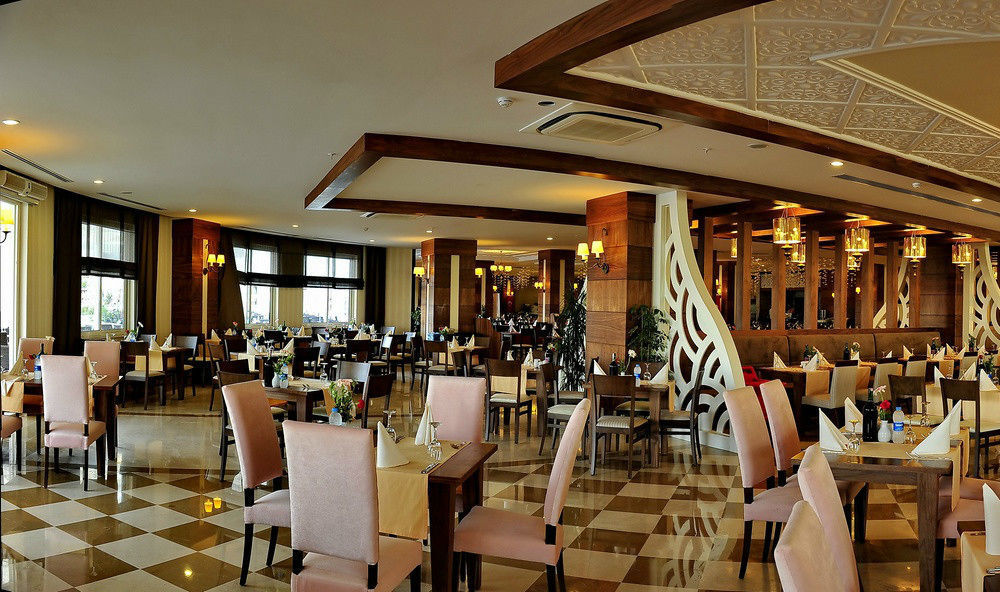 Lake River Side Hotel Spa Екстериор снимка