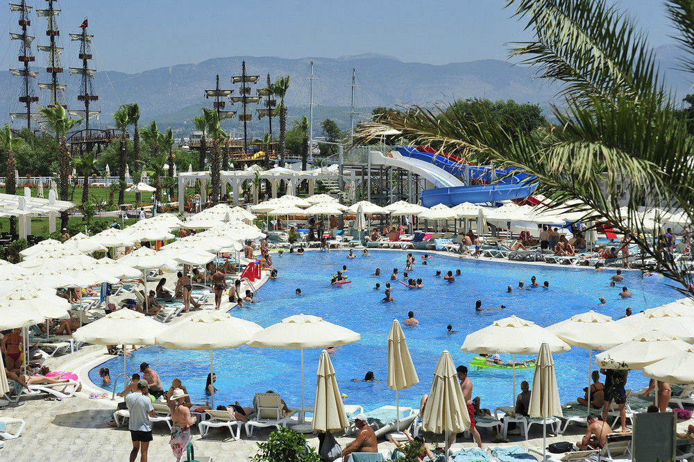 Lake River Side Hotel Spa Екстериор снимка